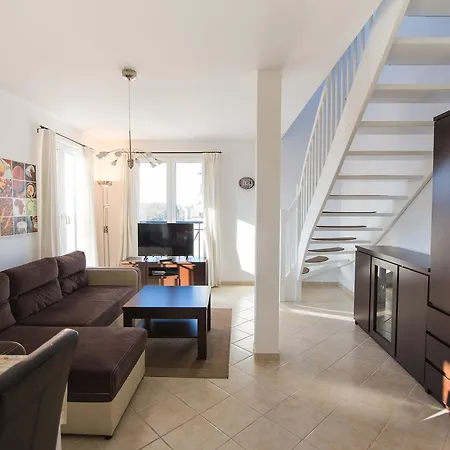 - Baltic Park Promenada アパート シフィノウイシチェ