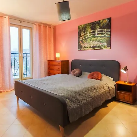 - Baltic Park Promenada *